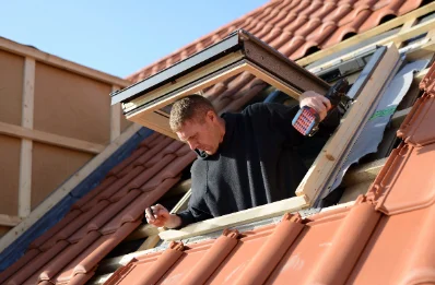 Pose de fenêtres de toit Velux à Anceaumeville